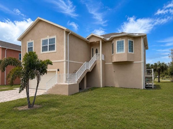 1083 S POINTE ALEXIS DRIVE , TARPON SPRINGS, FL 34689