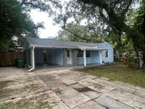 2103 E HOWELL STREET, TAMPA, FL 33610