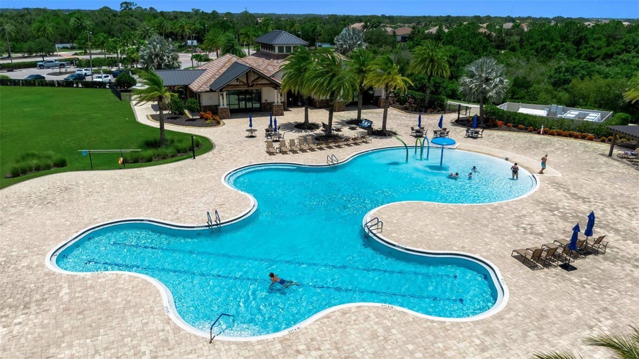 15114 Linn Park Terrace, Lakewood Ranch, FL 34202 Photo