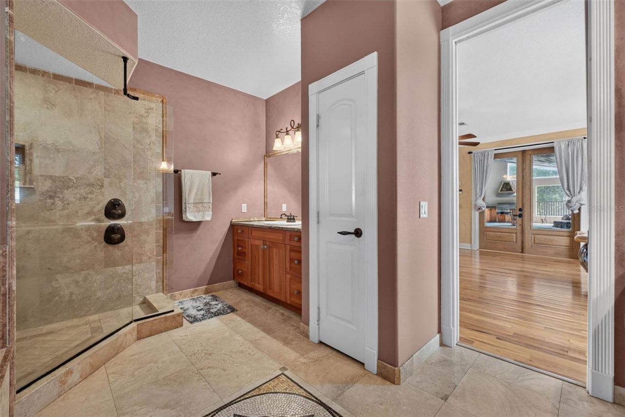 13342 W Lake Yale Road, Umatilla, FL 32784 Photo