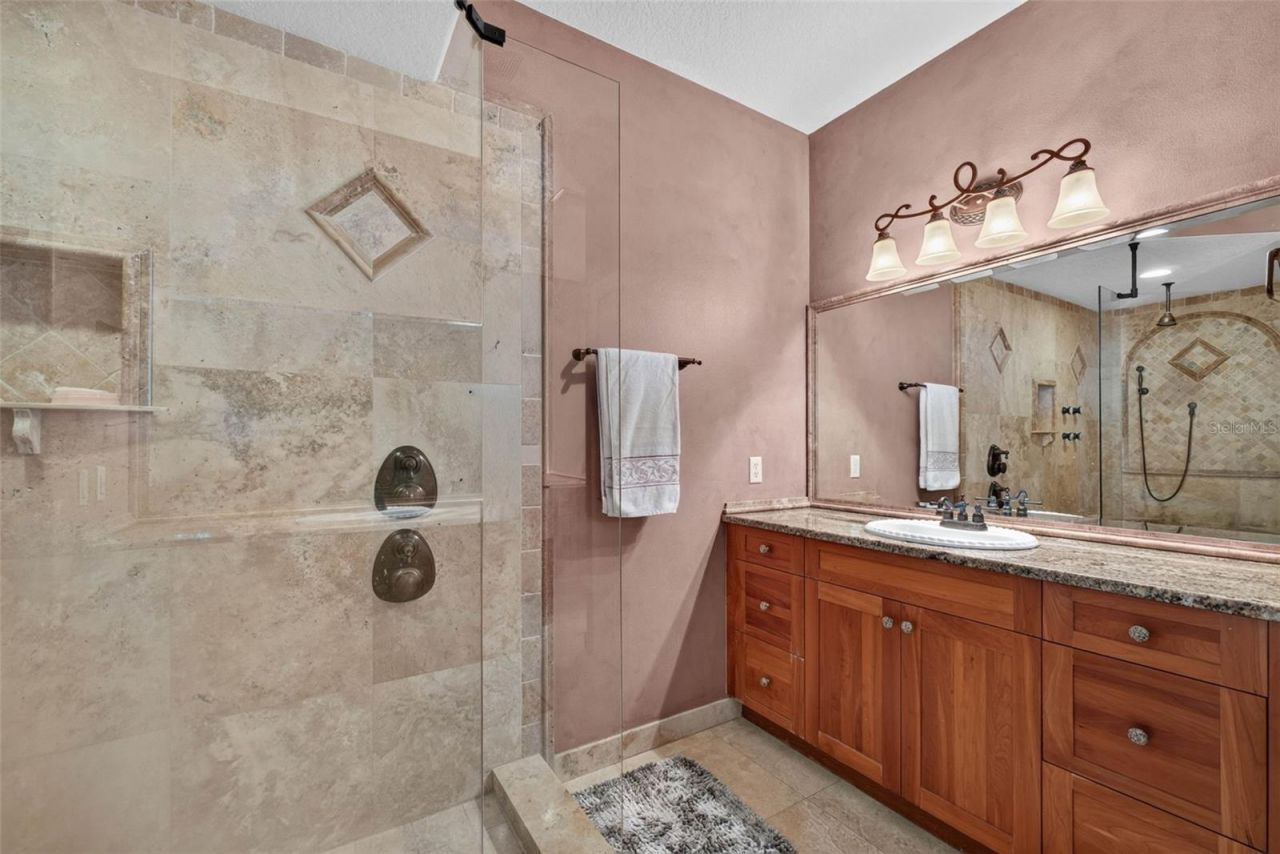 13342 W Lake Yale Road, Umatilla, FL 32784 Photo