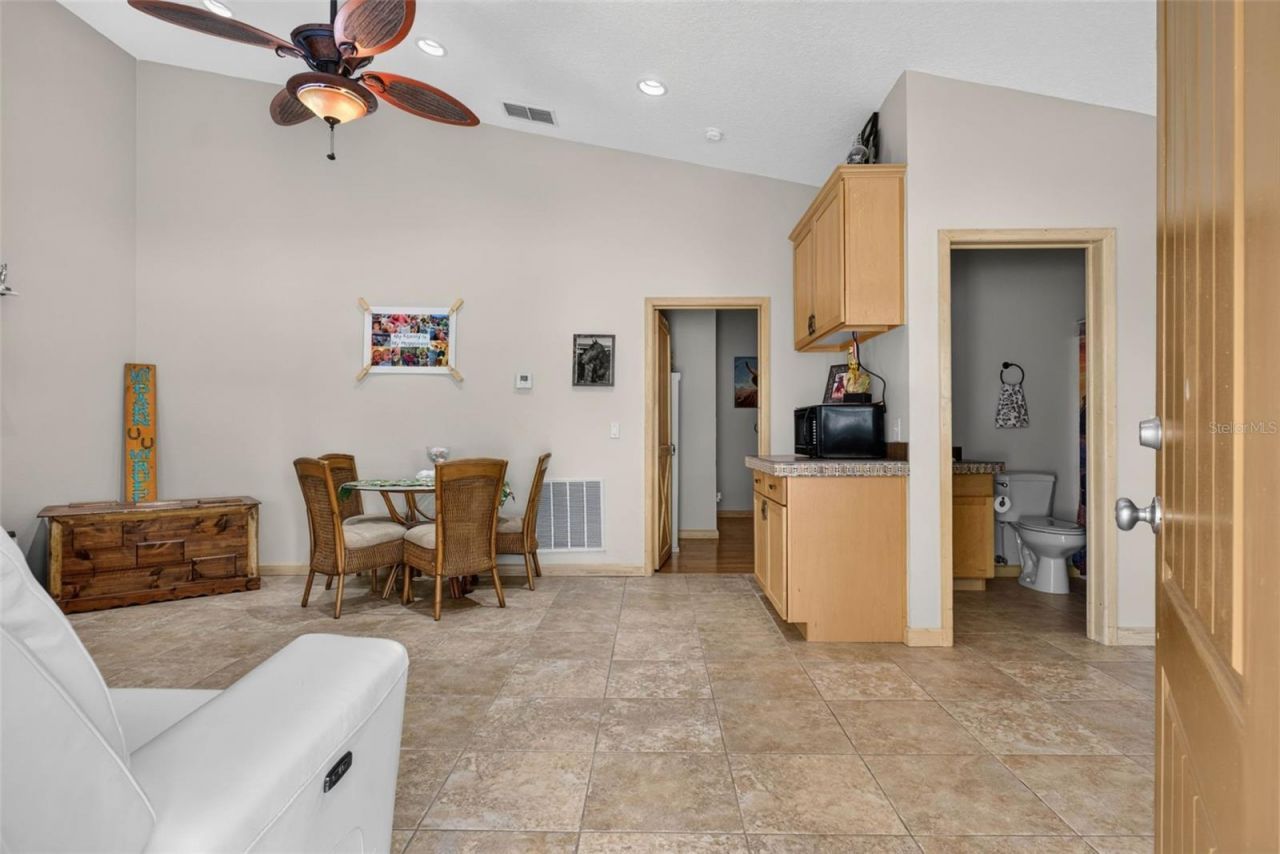 13342 W Lake Yale Road, Umatilla, FL 32784 Photo
