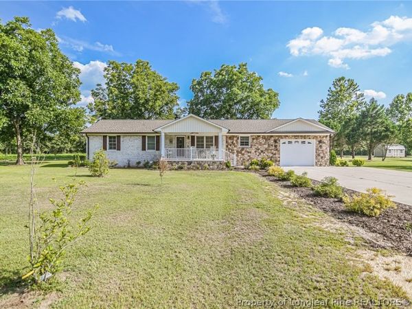 369 Naylor School Road, Roseboro, NC 28382