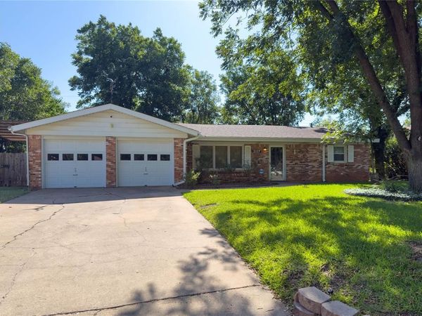 2117 Oakwood Lane , Abilene, TX 79605
