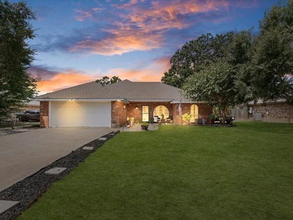 425 Legendary Lane, Gun Barrel City, TX 75156