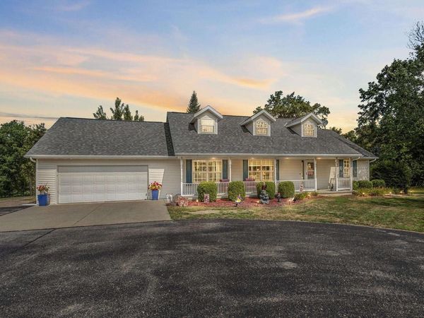 W10036 TERRI LANE, Crivitz, WI 54114