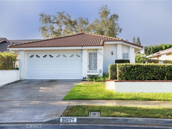 25071 W Sunset Place, Laguna Hills, CA 92653