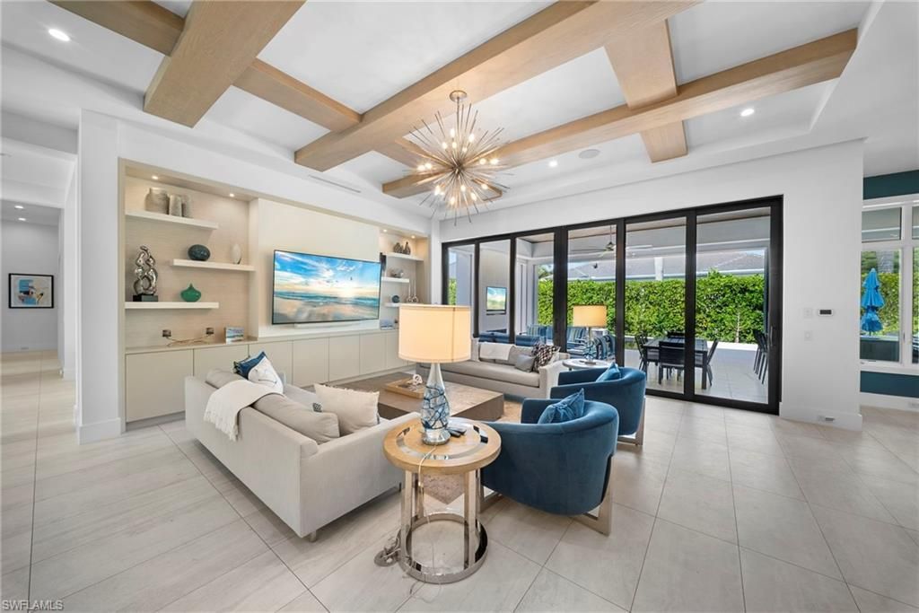 3123 Crayton Rd , Naples, FL 34103 Photo