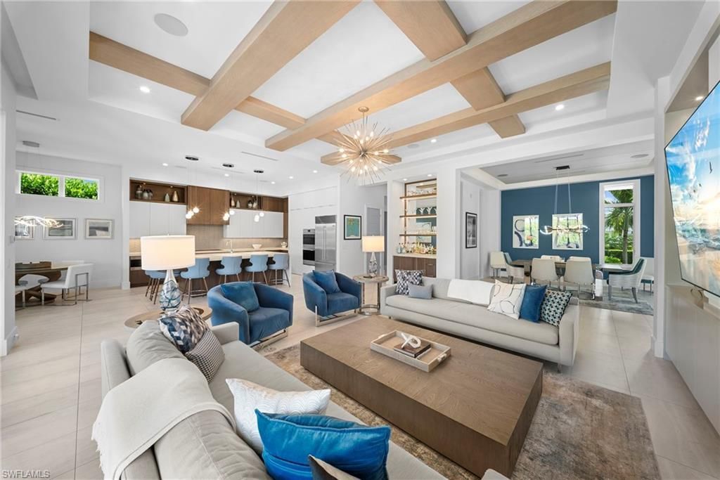 3123 Crayton Rd , Naples, FL 34103 Photo