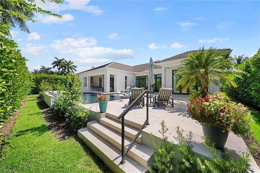 3123 Crayton Rd , Naples, FL 34103 Photo