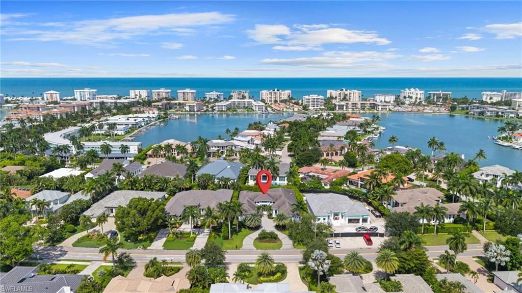 3123 Crayton Rd , Naples, FL 34103 Photo