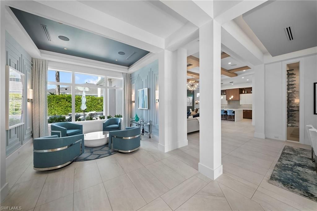 3123 Crayton Rd , Naples, FL 34103 Photo