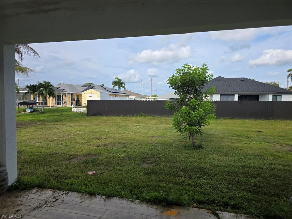 331 Nelson Rd N, Cape Coral, FL 33993 Photo