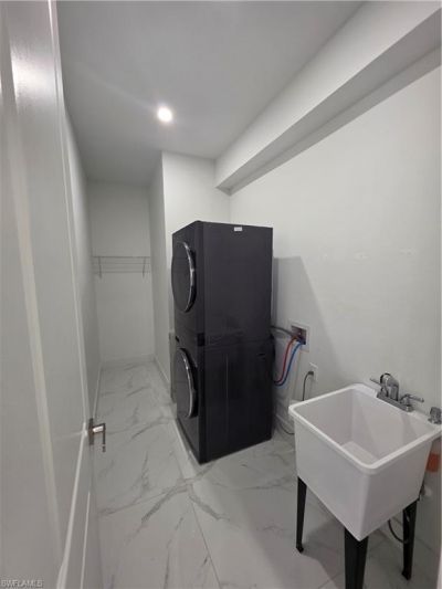 331 Nelson Rd N, Cape Coral, FL 33993 Photo