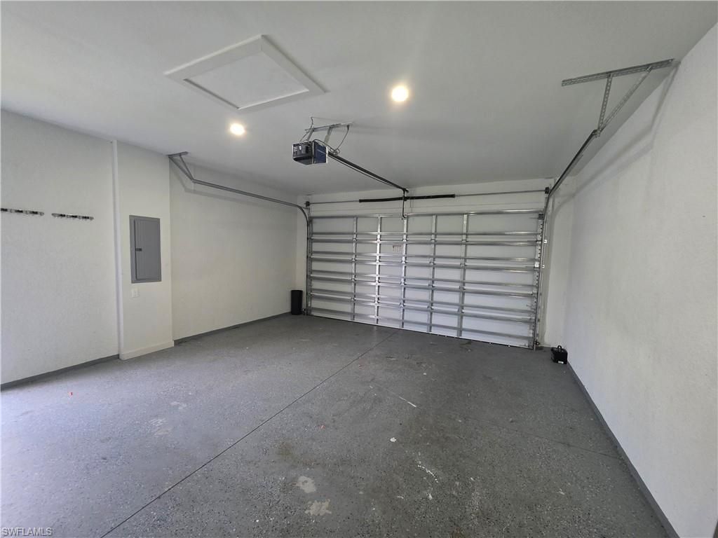 331 Nelson Rd N, Cape Coral, FL 33993 Photo