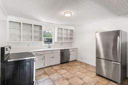 860 Santee Street photo 4