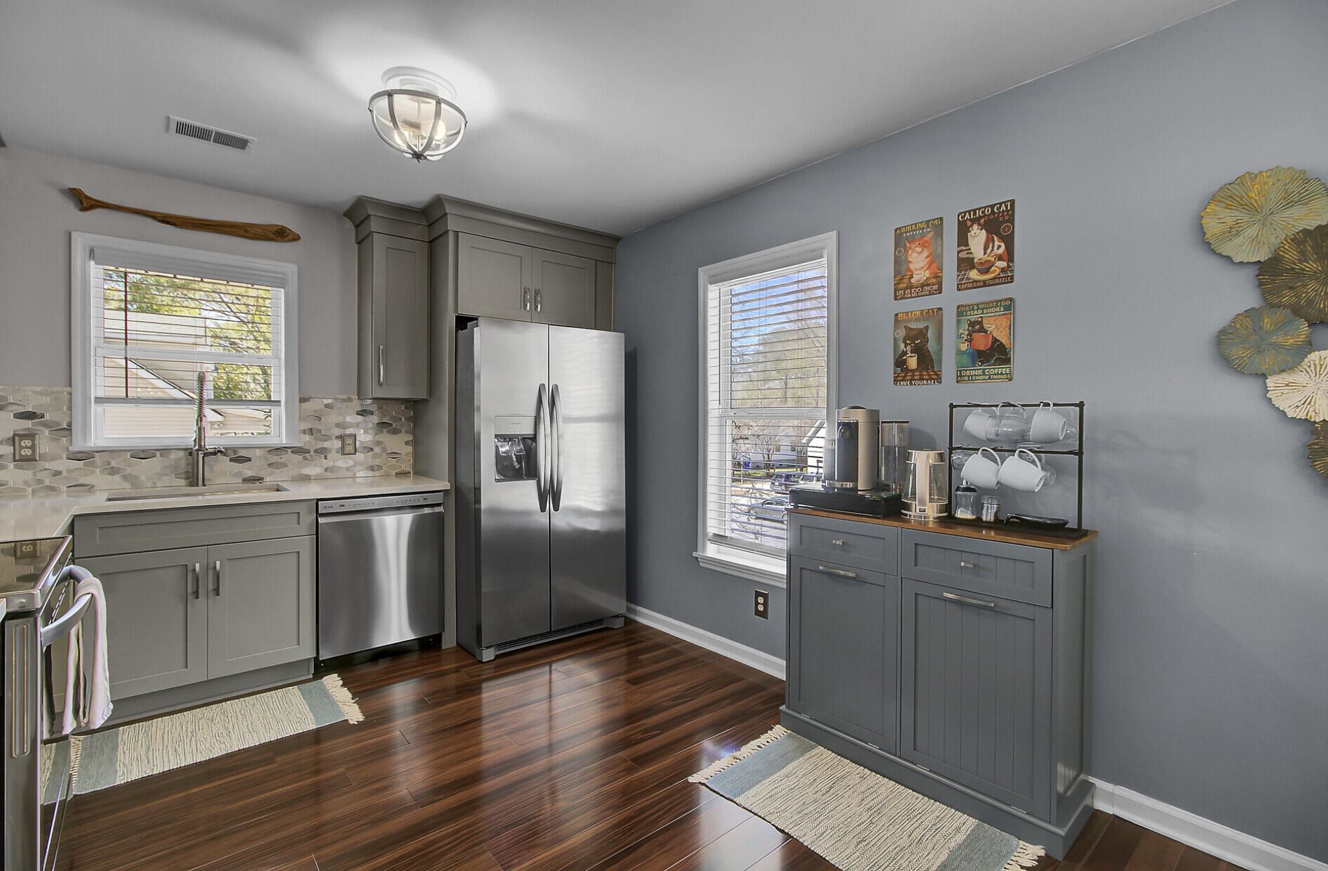 3651 Barton Street Photo 15
