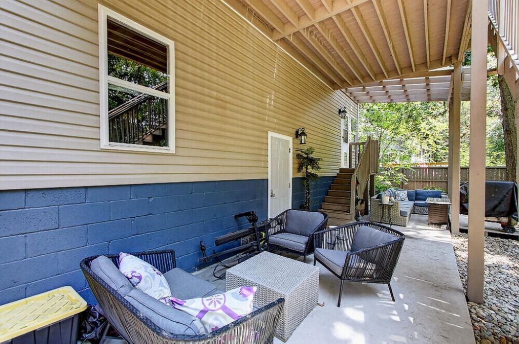 3651 Barton Street Photo 59