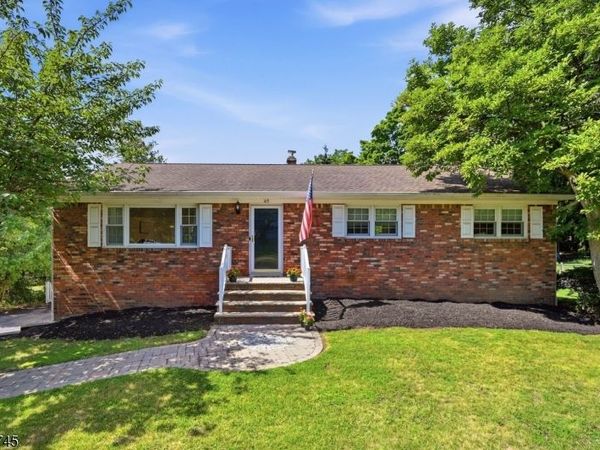 45 Ravine Ave, Wyckoff, NJ 07481