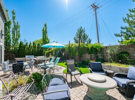 1033 Crown View Drive, Reno, NV 89523 Photo