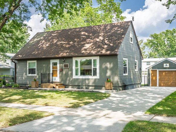 1360 9th Avenue SE, Rochester, MN 55904
