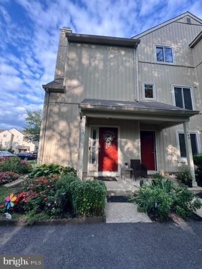 147 Woodlake Drive, Marlton, NJ 08053 Main Photo