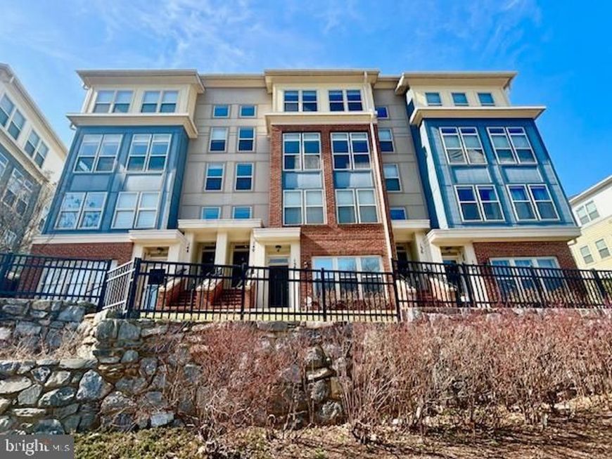 140 Copley Circle , Unit 22-B, Gaithersburg, MD 20878 Main Photo