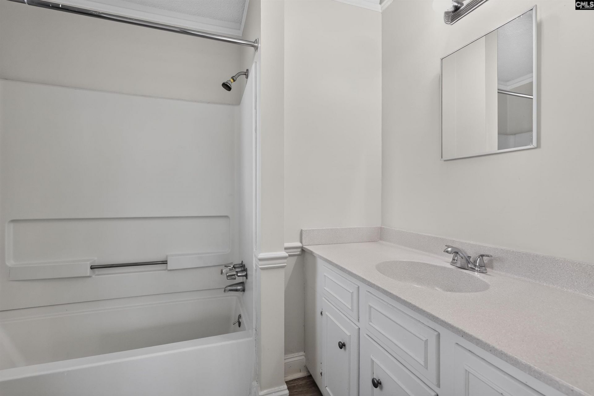 105 Castle Vale Road  Photo 32