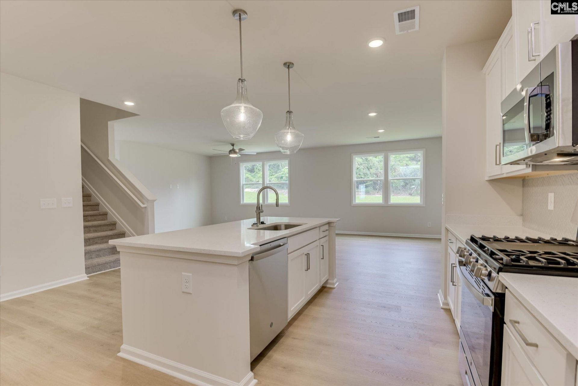 306 Summer Orchard Drive  Photo 12