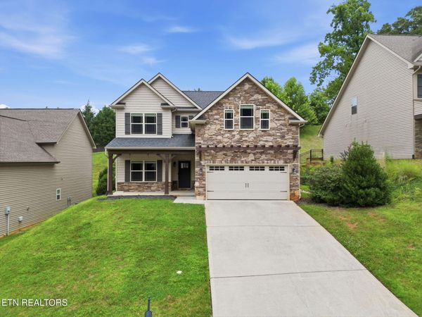 1230 Peake Lane , Knoxville, TN 37922