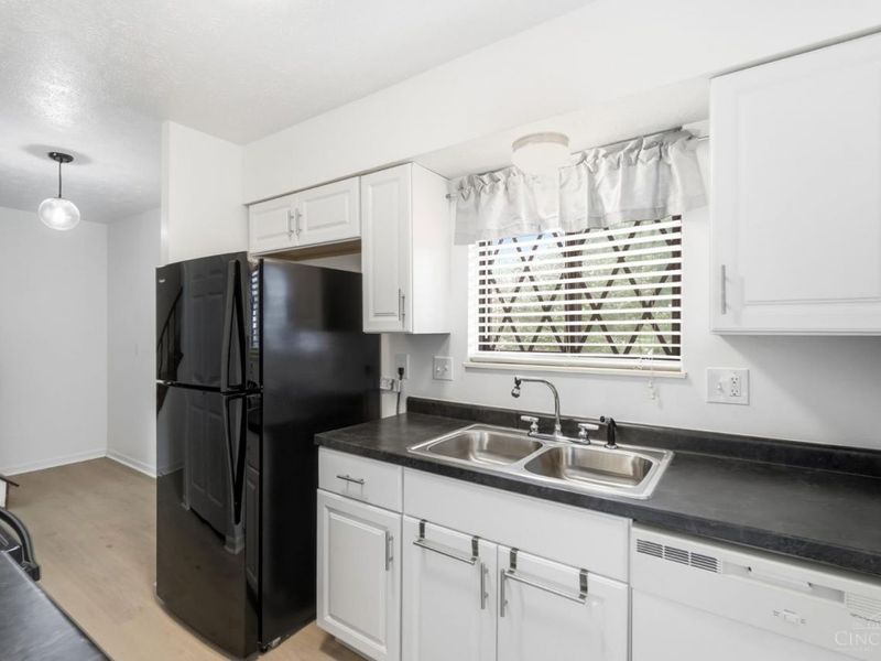 9464 Haddington Court, Colerain Township, OH 45251 Photo 12
