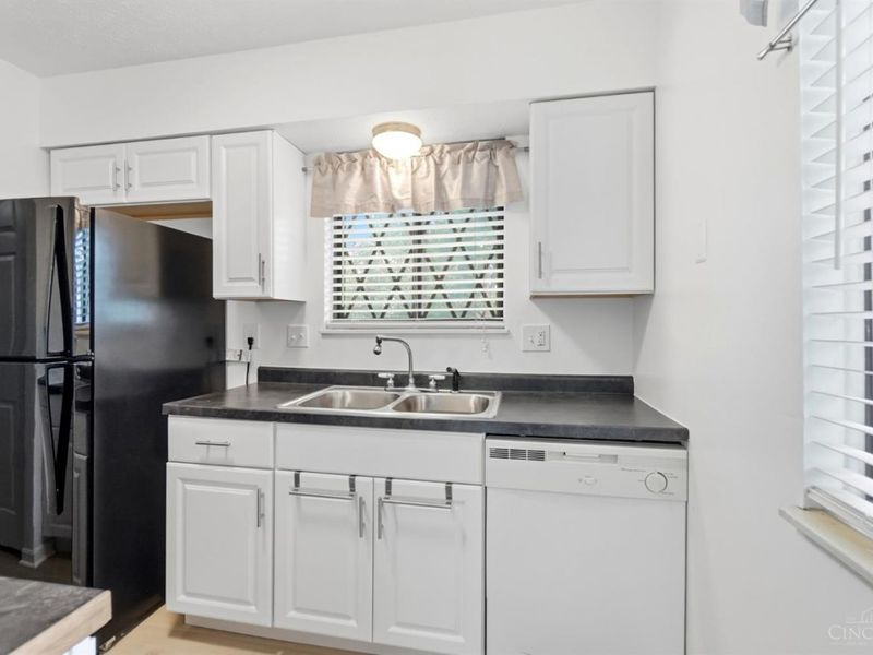 9464 Haddington Court, Colerain Township, OH 45251 Photo 14