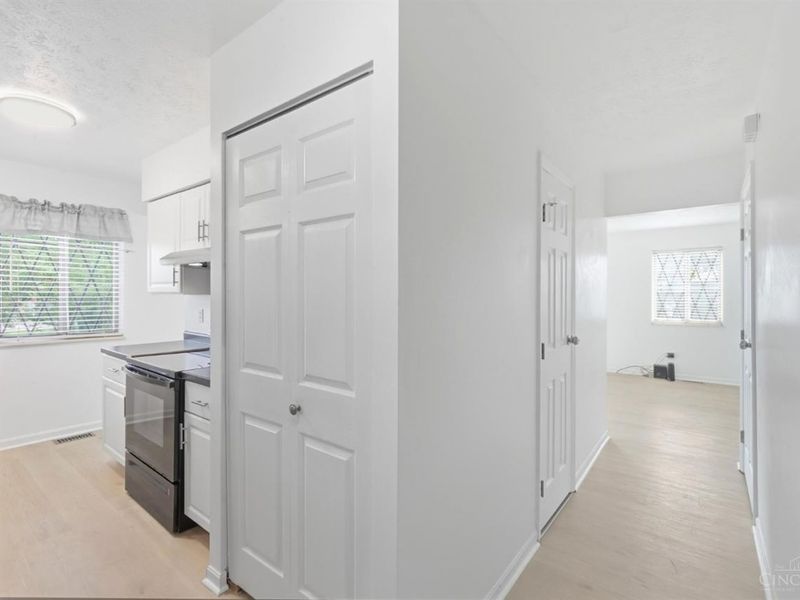 9464 Haddington Court, Colerain Township, OH 45251 Photo 5