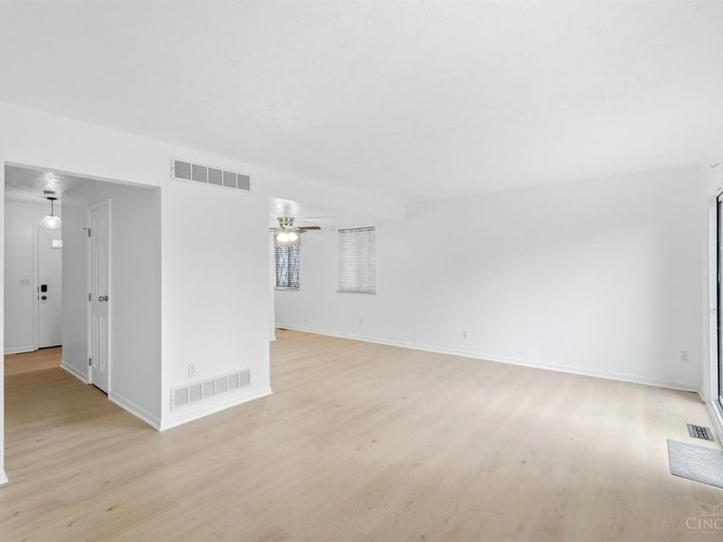 9464 Haddington Court, Colerain Township, OH 45251 Photo 7
