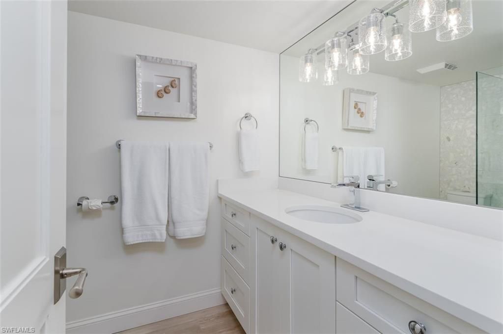 3450 Gulf Shore Blvd N, Unit 210, Naples, FL 34103 Photo