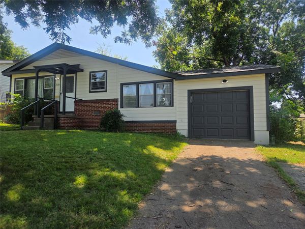 2020 W 46th Street , Tulsa, OK 74107