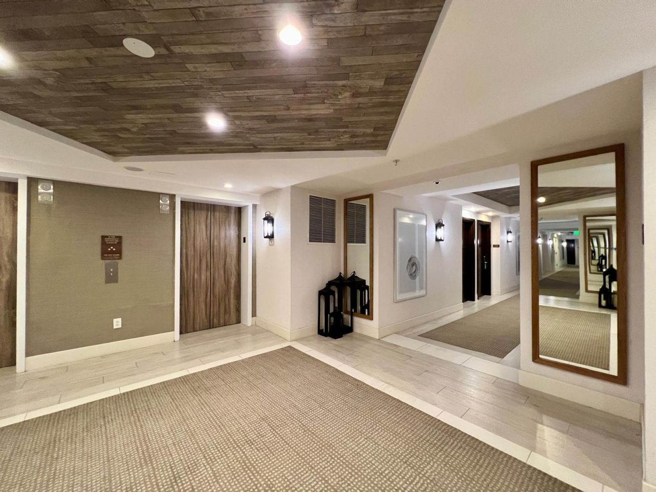 505 N Fort Lauderdale Beach Boulevard, Unit 1114, Fort Lauderdale, FL 33304 Photo
