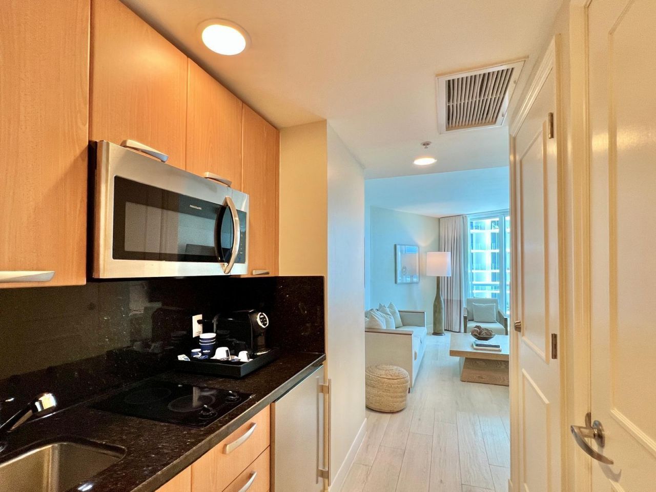 505 N Fort Lauderdale Beach Boulevard, Unit 1114, Fort Lauderdale, FL 33304 Photo