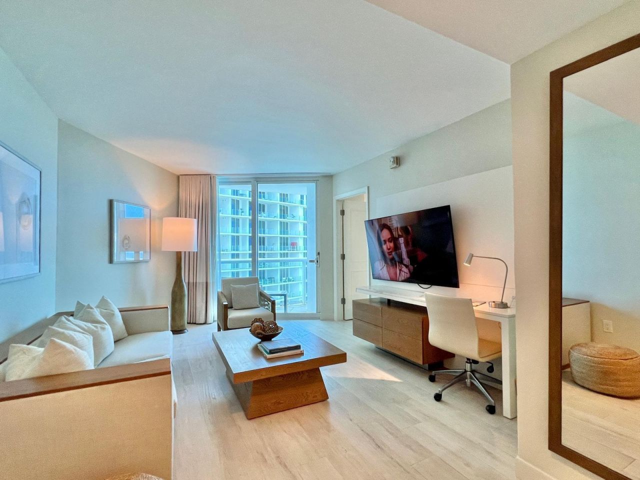 505 N Fort Lauderdale Beach Boulevard, Unit 1114, Fort Lauderdale, FL 33304 Photo