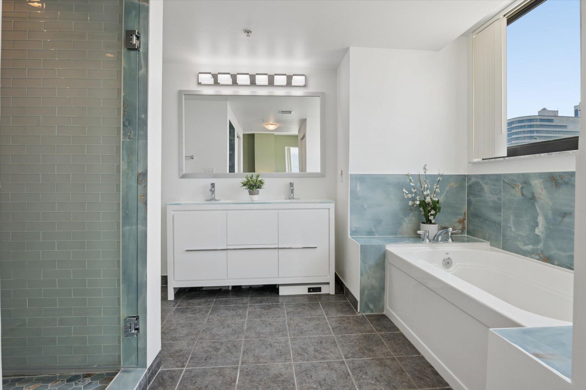 110 N Federal Highway, Unit PH 3, Fort Lauderdale, FL 33301 Photo