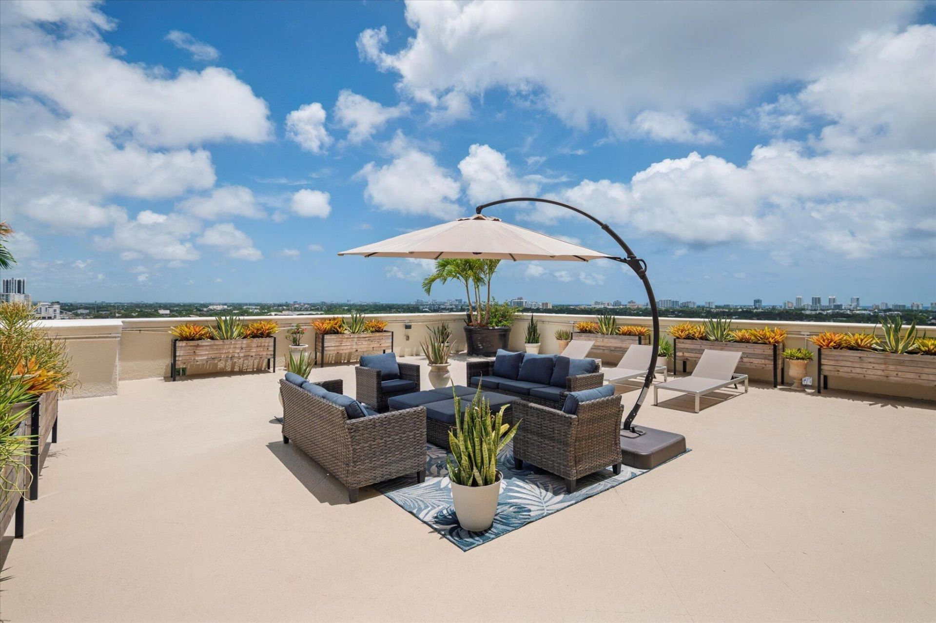 110 N Federal Highway, Unit PH 3, Fort Lauderdale, FL 33301 Photo