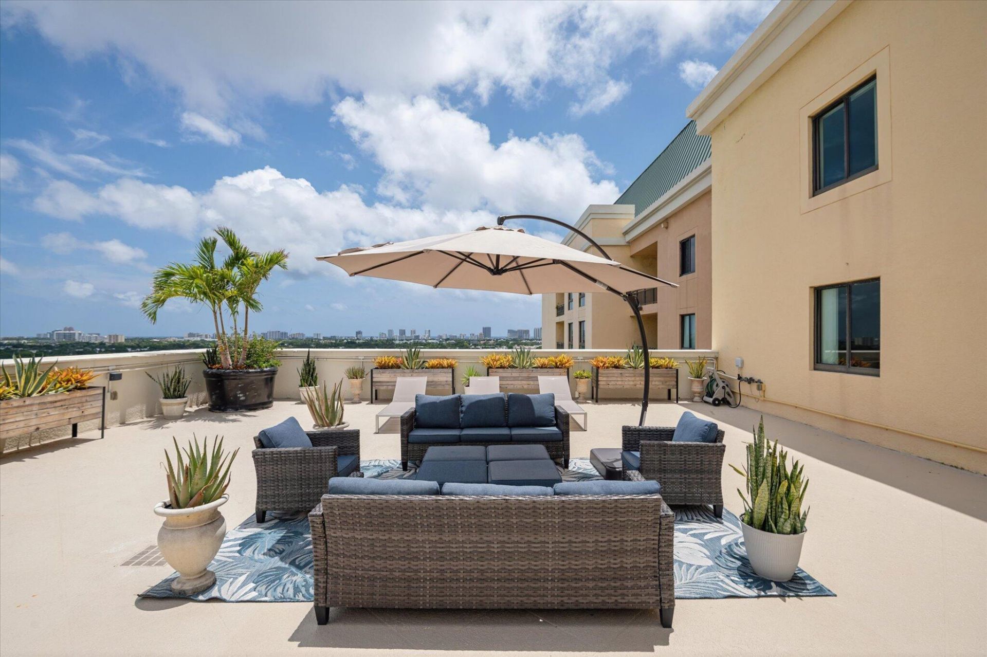 110 N Federal Highway, Unit PH 3, Fort Lauderdale, FL 33301 Photo