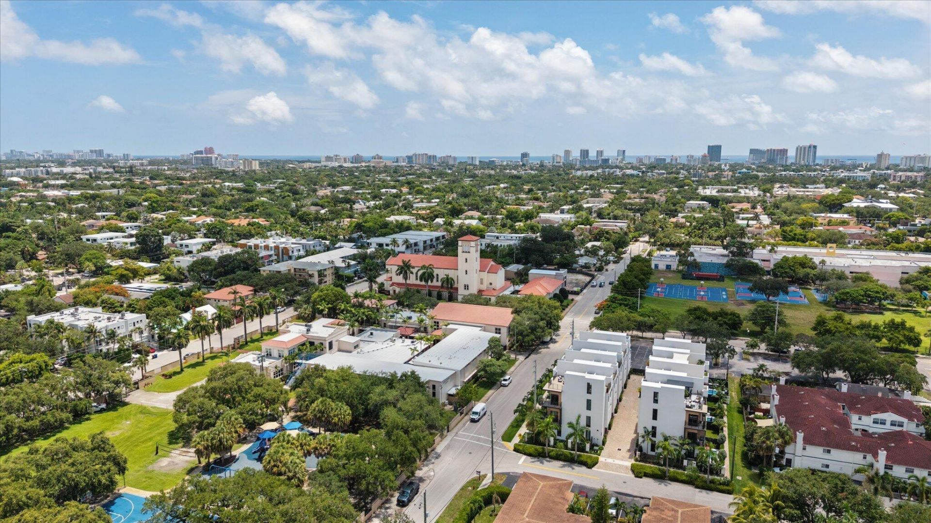110 N Federal Highway, Unit PH 3, Fort Lauderdale, FL 33301 Photo