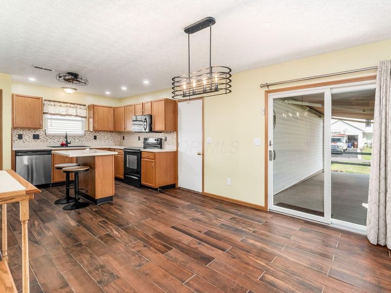 1376 Phlox Avenue, Unit 180, Blacklick, OH 43004 Photo 6