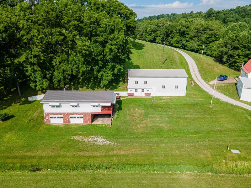 21569 State Route 16, Coshocton, OH 43812 Photo 1