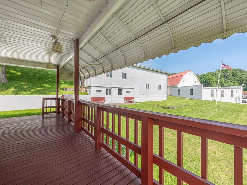 21569 State Route 16, Coshocton, OH 43812 Photo 15
