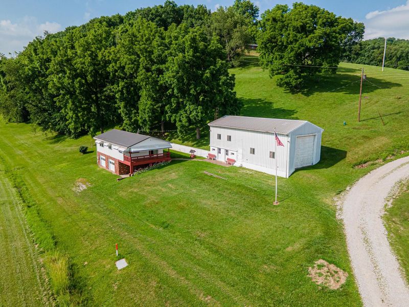 21569 State Route 16, Coshocton, OH 43812 Photo 3