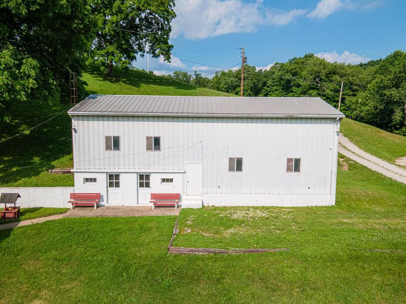 21569 State Route 16, Coshocton, OH 43812 Photo 5