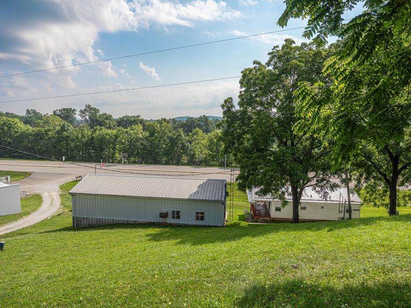 21569 State Route 16, Coshocton, OH 43812 Photo 9