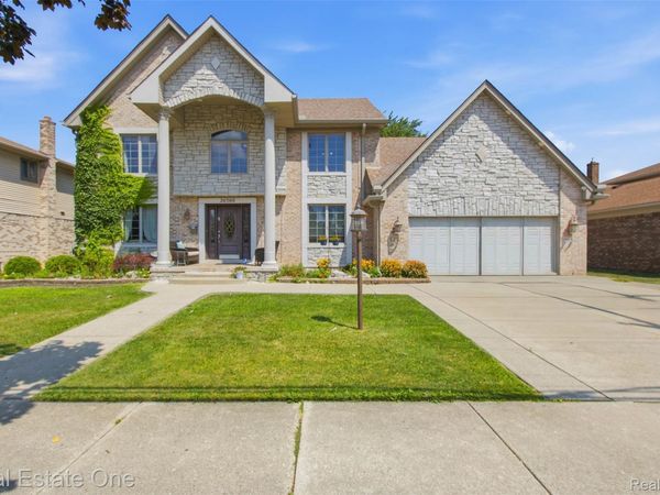 26560 Wilson Drive, Dearborn Heights, Mi 48127